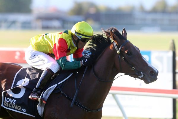 First win for apprentice Jim Chung