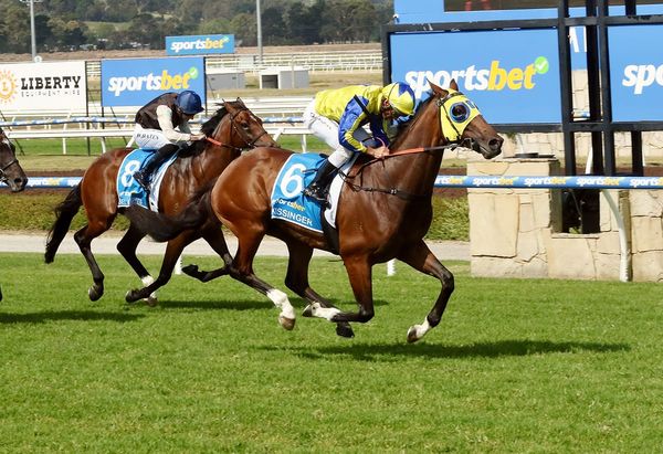 Kissinger impresses in Pakenham Cup victory