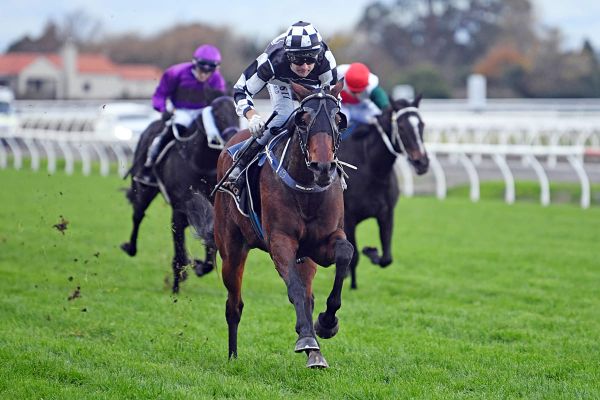 Parkes caps red-letter day aboard Justaskme