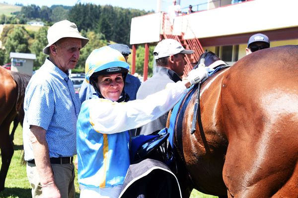 Sharrock gives Ellerslie debut to leading southern jockey
