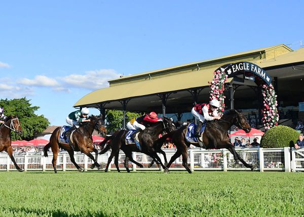 La Crique snares lucrative Queensland feature