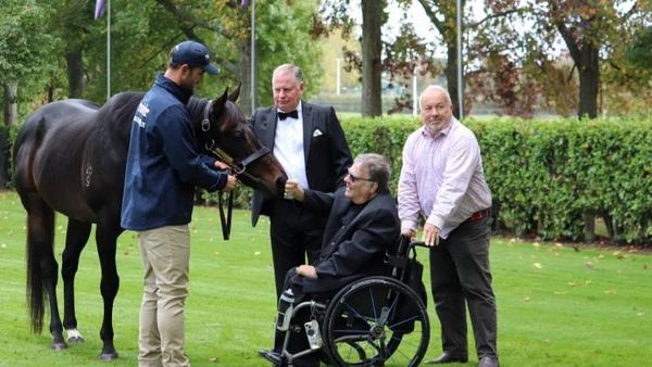 Proisir nomination to be auctioned for spinal cord research