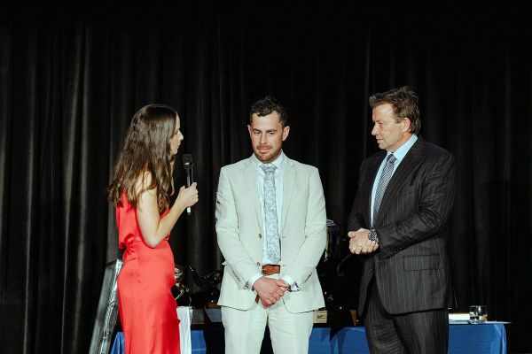 Savabeel top of the pops again