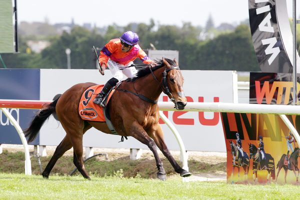 Spencer claims first stakes victory