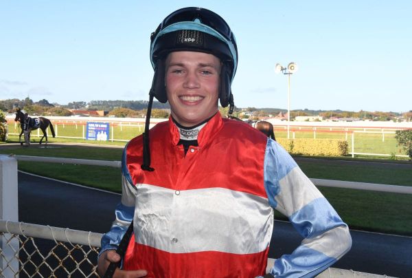 Featherstone takes leap into Kiwi jumping scene