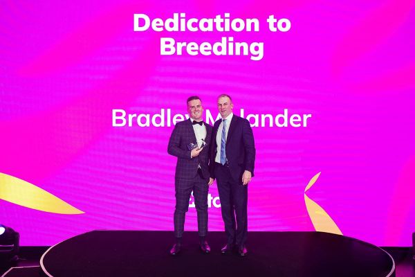 Molander recognised for contribution to breeding