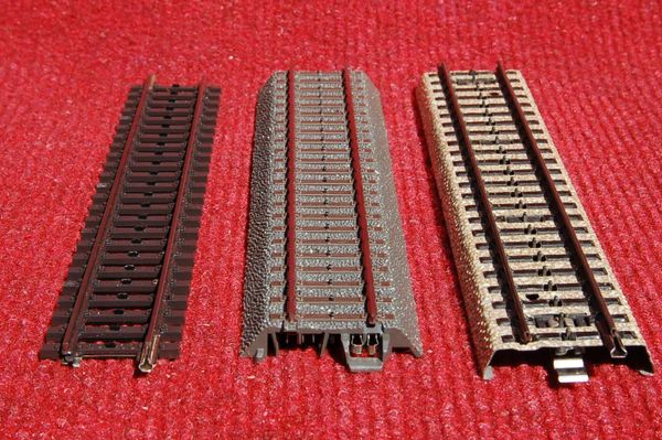 Set-Track vs Flexible Track: Which Should a Beginner Use?