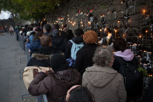 Toate obiectele sunt sfințite