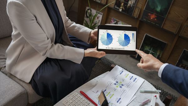 ¿Cómo crear informes profesionales con Power BI y destacarte en tu trabajo?