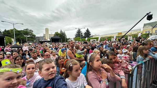 Senica ako plátno! Príde Tina, Kali aj torta z buchiet