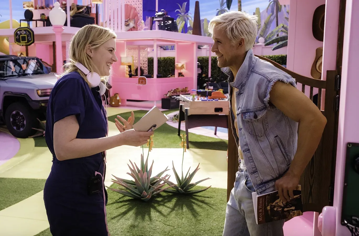 Greta Gerwig and Ryan Gosling on the set of Barbie