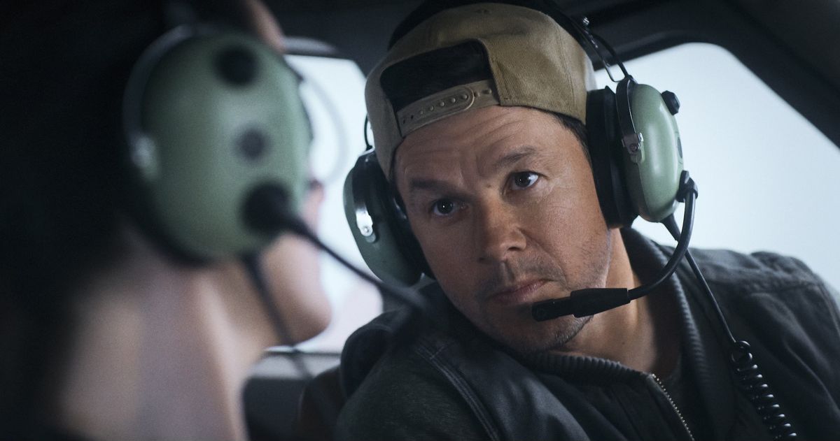 ‘Flight Risk’ Has Wahlberg and Gibson in Movie Purgatory