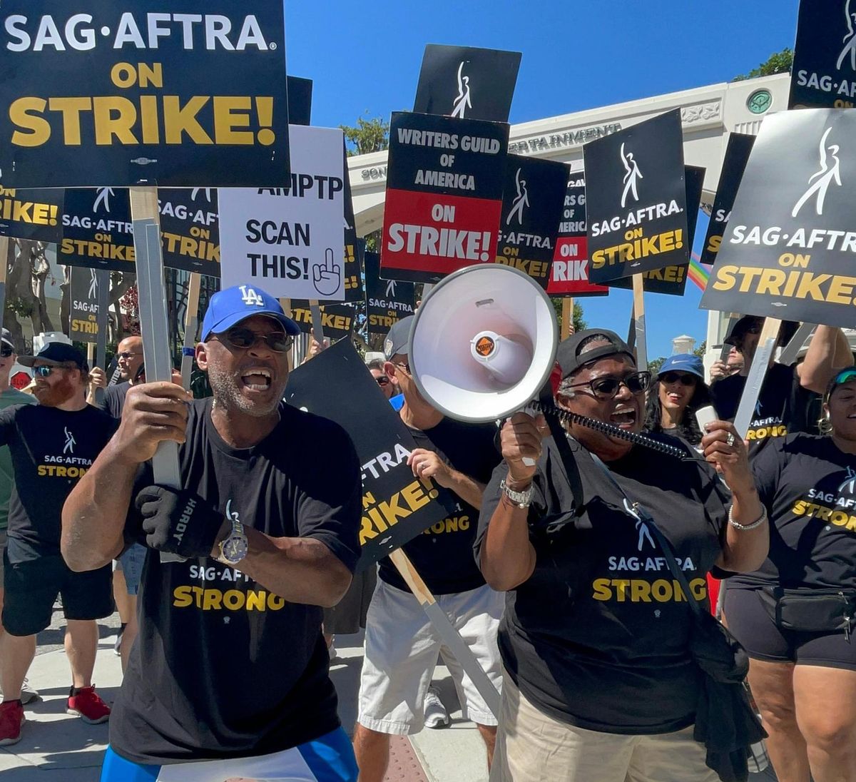 Infinite Options and Zero Choices