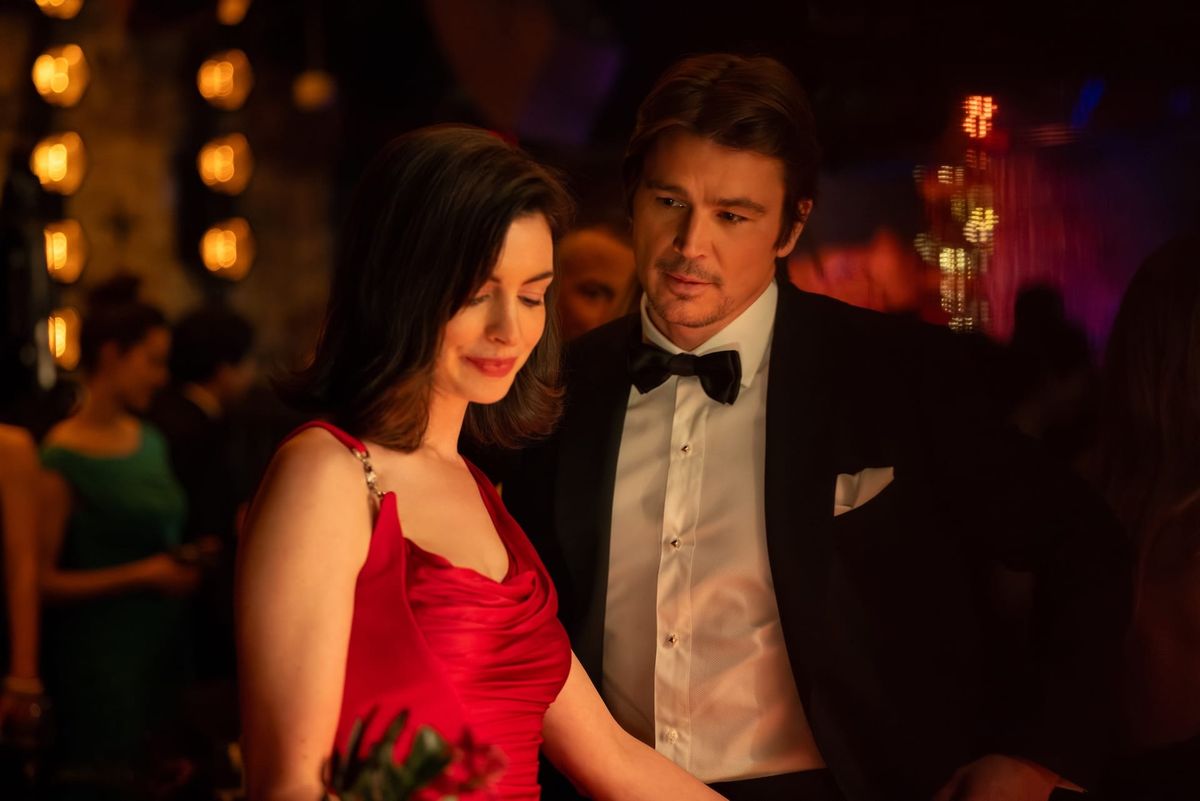 Anne Hathaway as Verity and Josh Hartnett as Jeremy in Verity