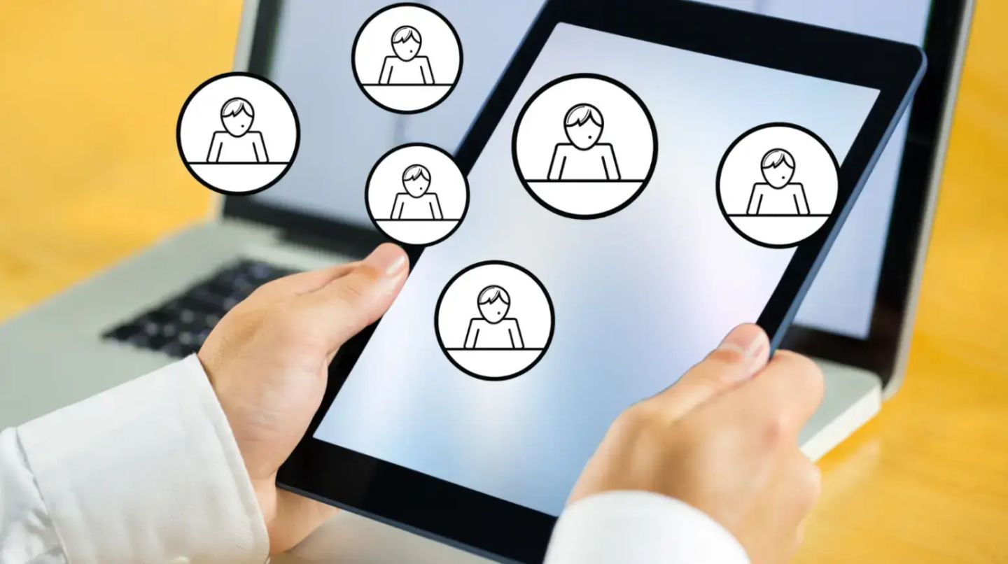 Rapid Customer Profiling: From Screenshots and Notes to Actionable Segments