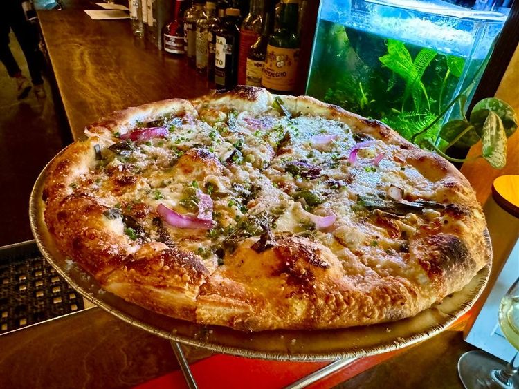 Tiny Champions' must-have spring pizza