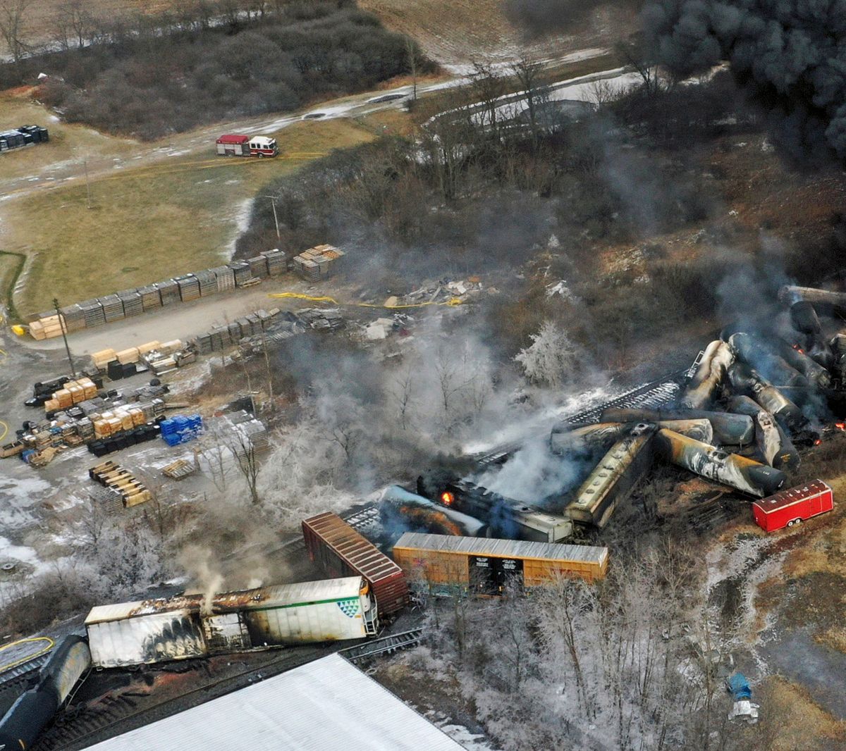 Expensive Lies 01 - Airborne