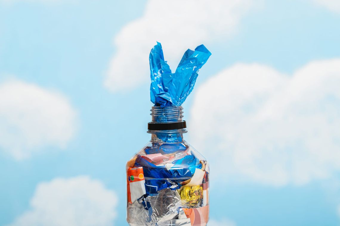 Metode de a reduce consumul de plastic (ești plastic addict?)