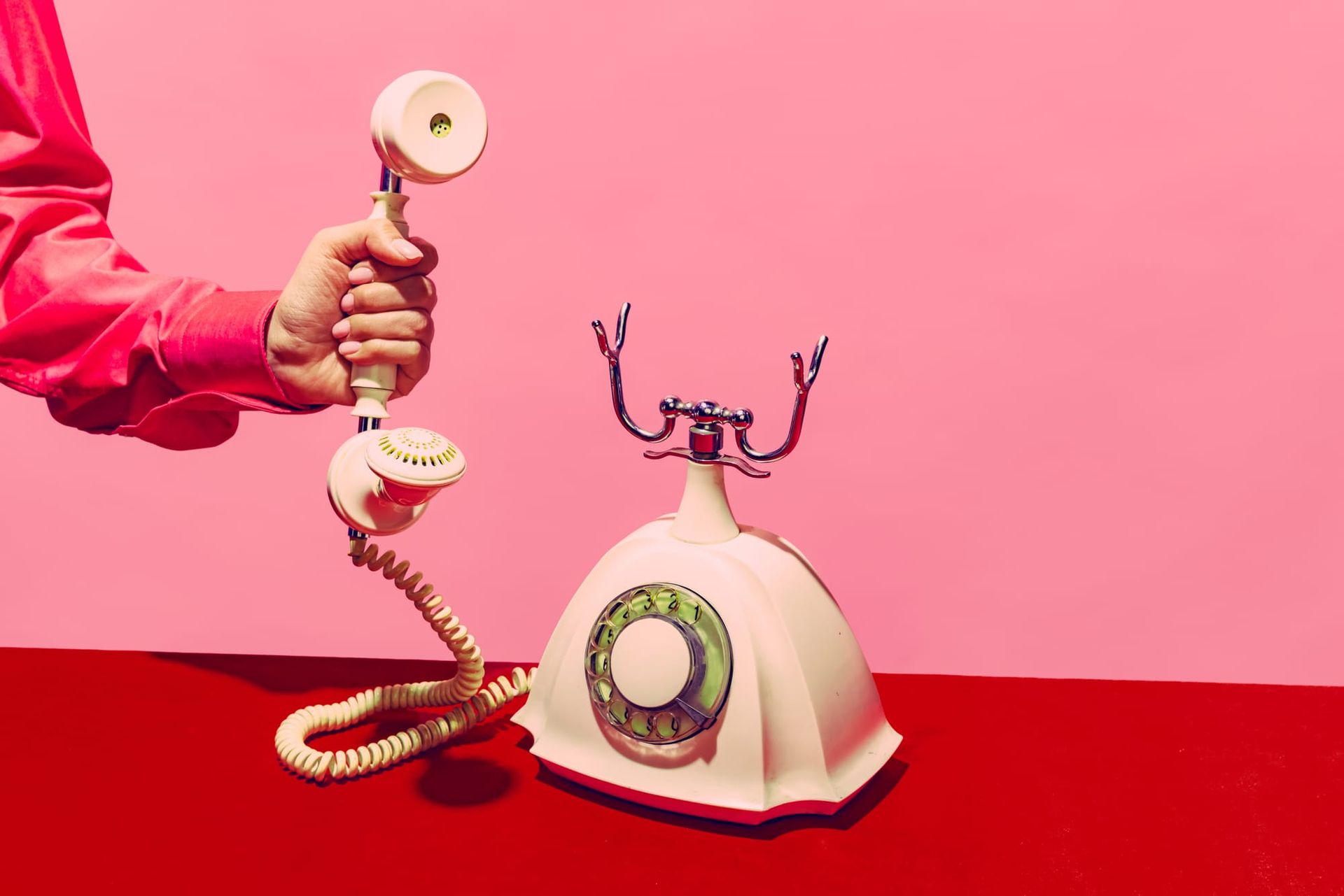 Telefoane recondiționate: mituri vs. realitate