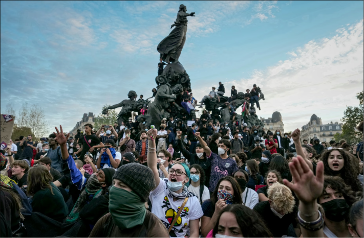 Leave it to the French to Kick It Off