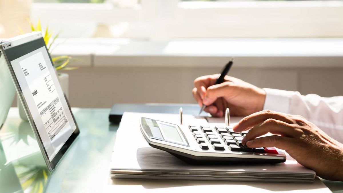 НДС 16%: Как повышение налогов ударит по карману казахстанцев и ухудшит экономику!