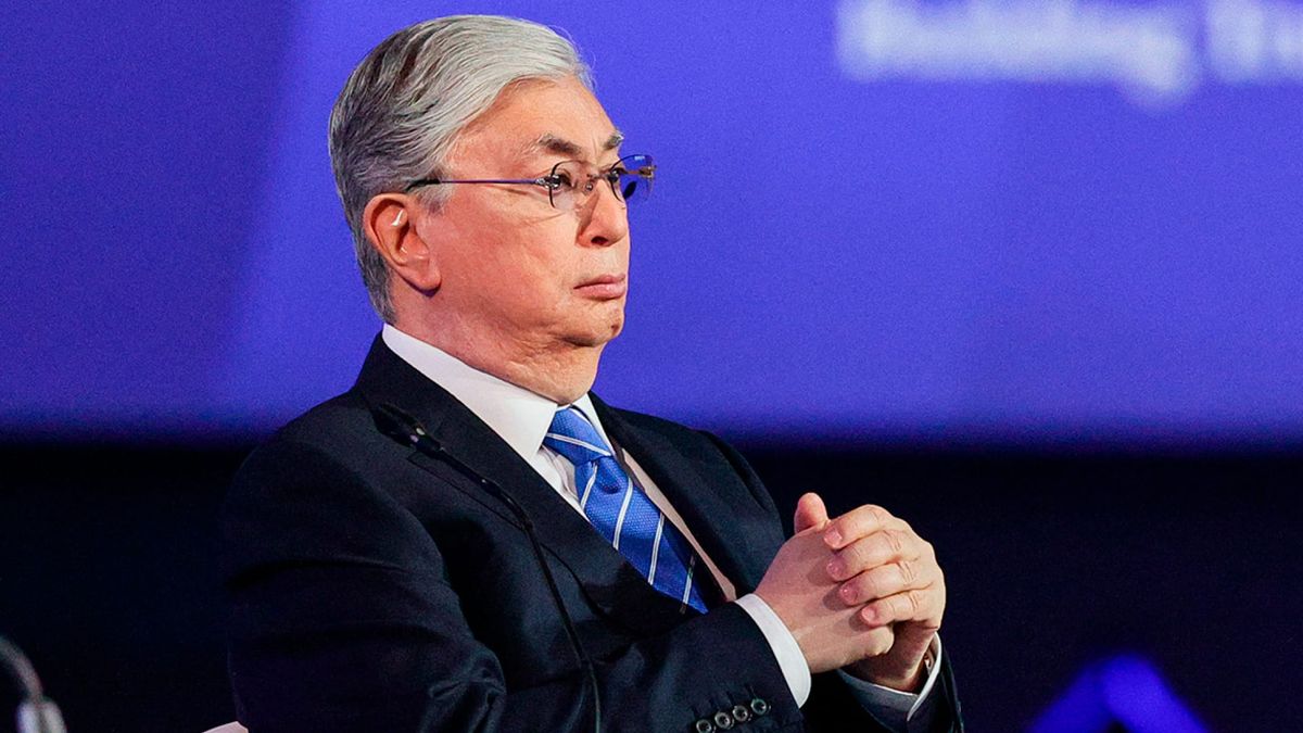 Президент Тоқаев 8 наурызбен құттықтады: бұл әйелдерді неге ренжітеді?