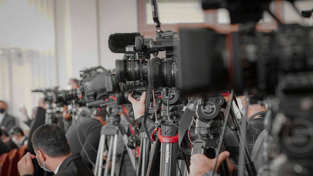 Politicians Can Sidestep the Press Now, Apparently