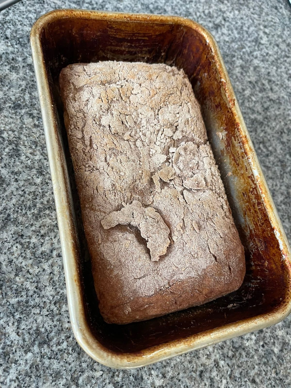 Waarom zakt glutenvrij brood in na het bakken?