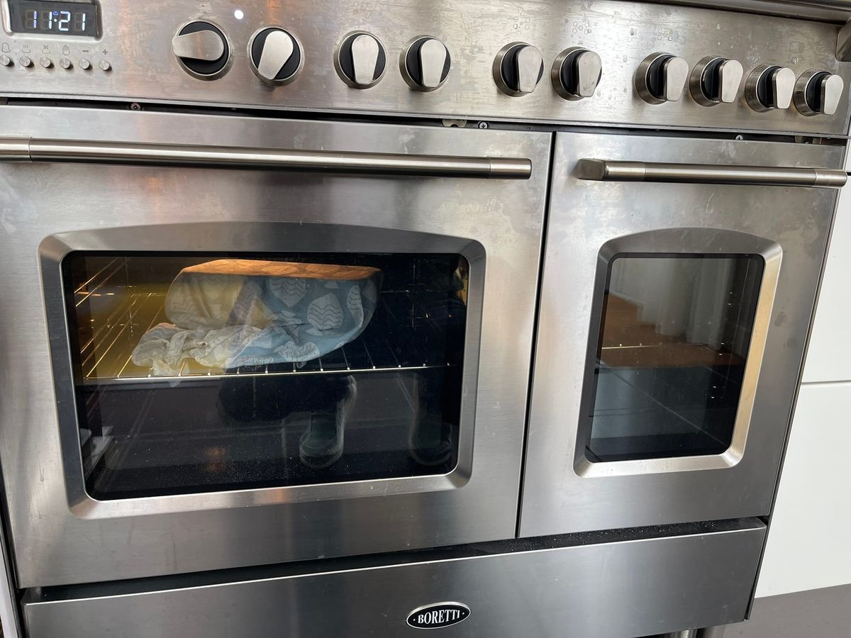 Waarom wordt glutenvrij brood droog? (En hoe je het voorkomt)