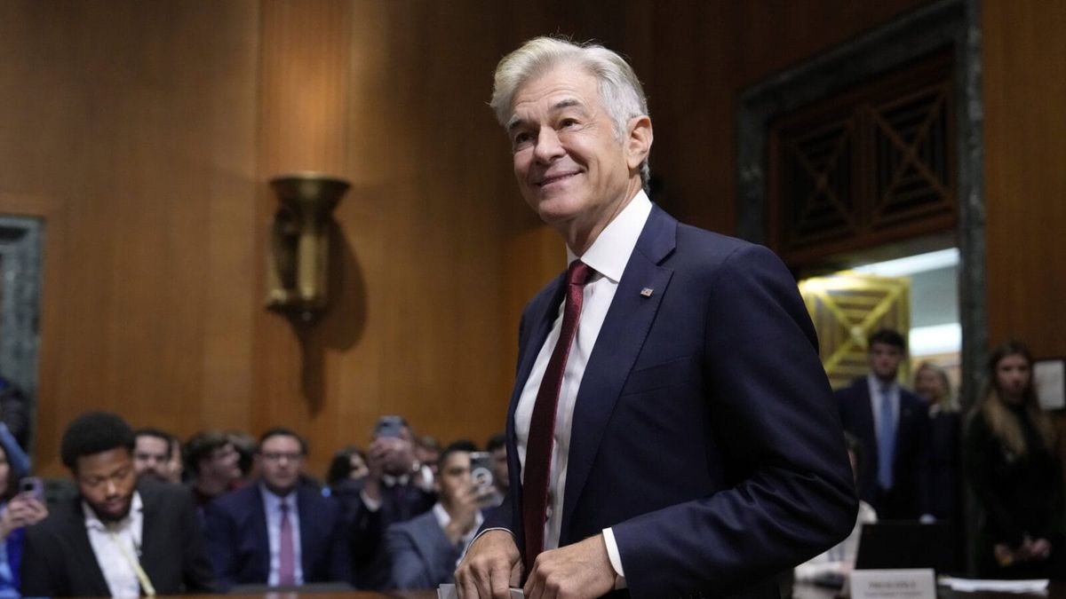 Dr. Mehmet Oz is administrator of CMS (Cutting Medical Services).