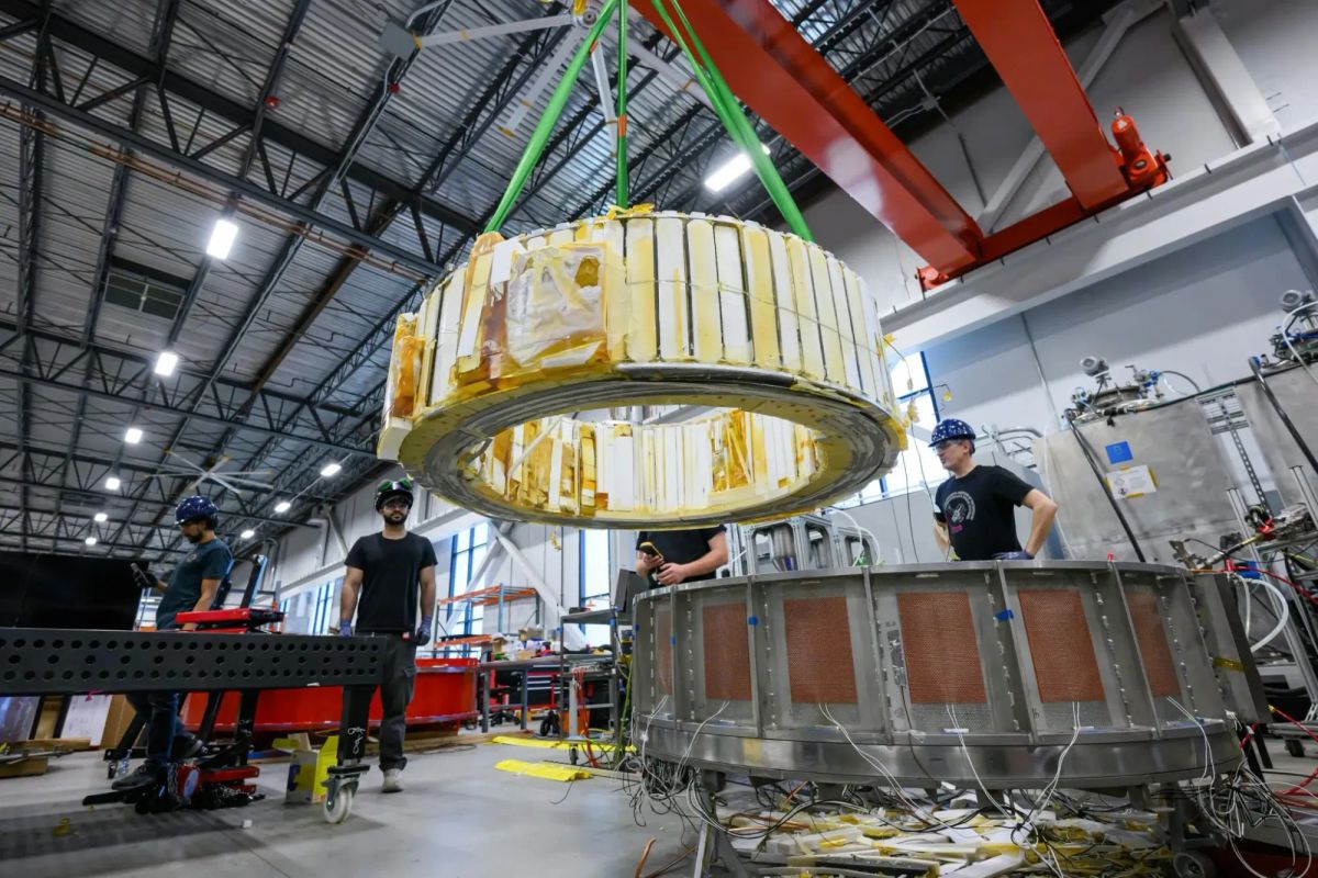 US Bans Climate, Fusion Plugs Into Grid, & CATL Sodium-Lithium Parity
