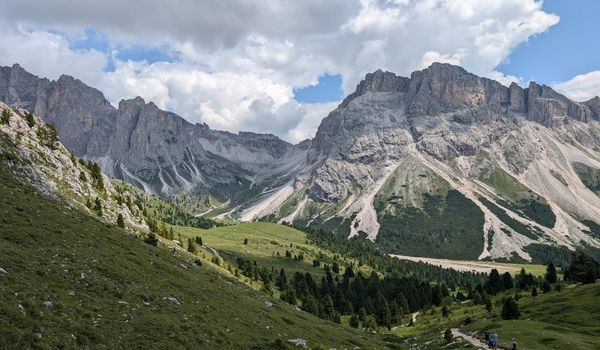 Berg- und Hüttenwanderungen