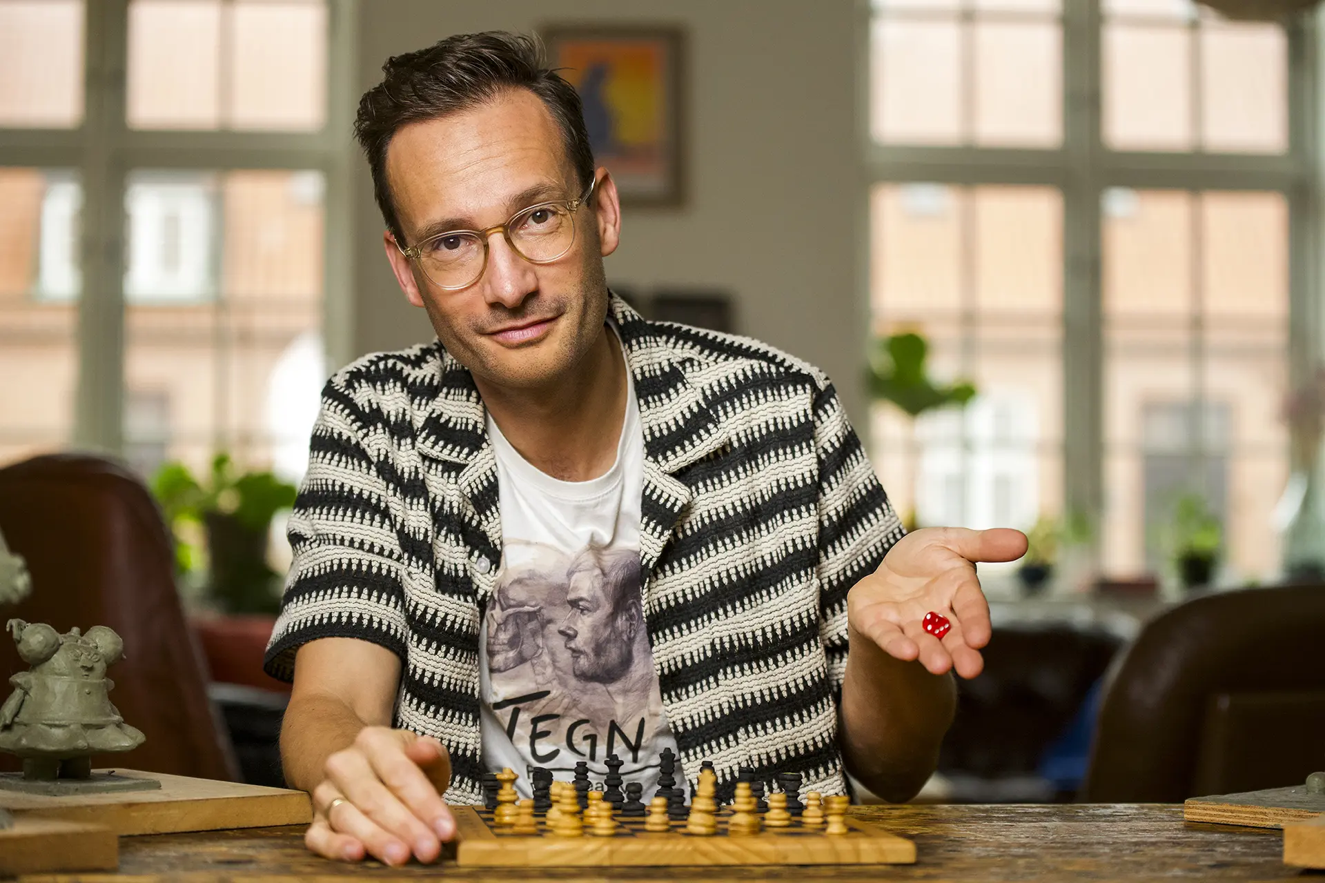 _PRIORITET + THUMB JAKOB.B.SABRA.TAW.WEANIMATE-14