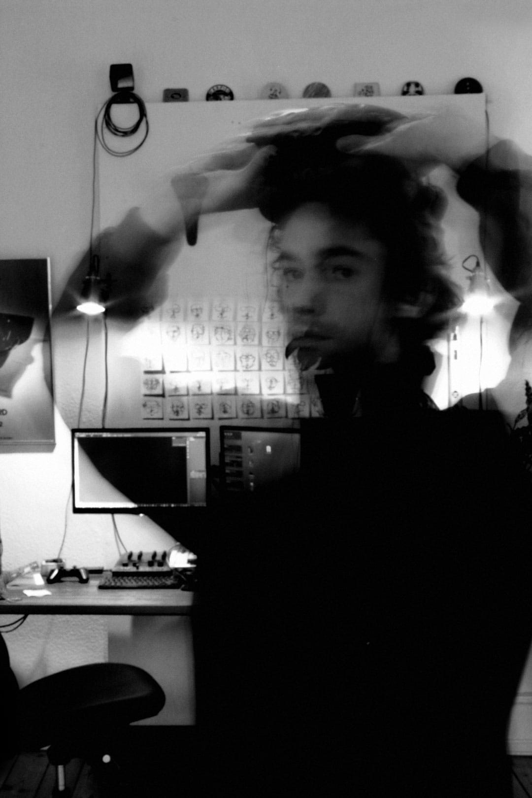 favorit_Artsy-HMD-Portrait