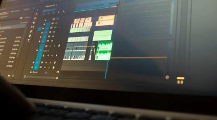 Capturing the Perfect Moment by mastering Freeze Frames in Premiere Pro