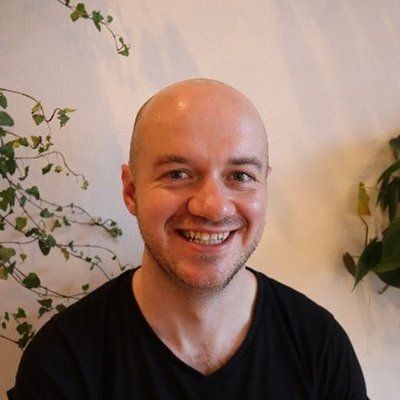 Pete Codes - Ghostwriter, SEO expert and newsletter writer