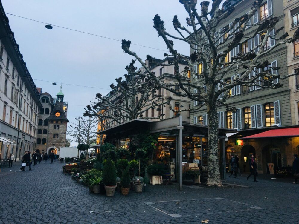 Dozens of international organizations are headquartered in Geneva, Switzerland 