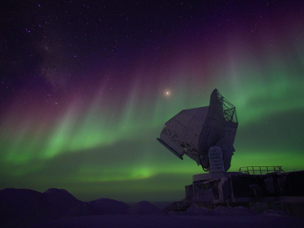 The southern lights — aurora australis — over the South Pole Telescope
