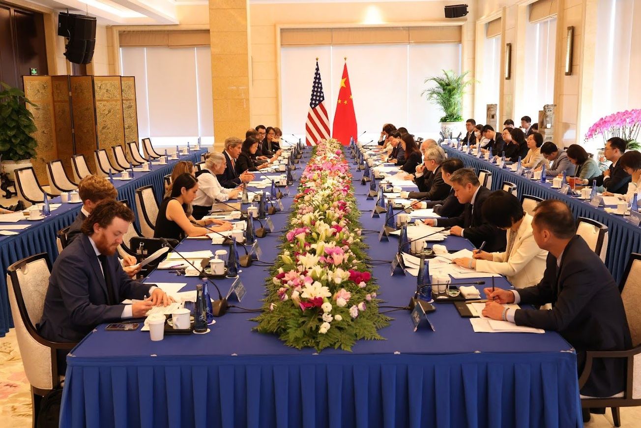 After talks with U.S., China rejects multilateral 'pathway' on climate