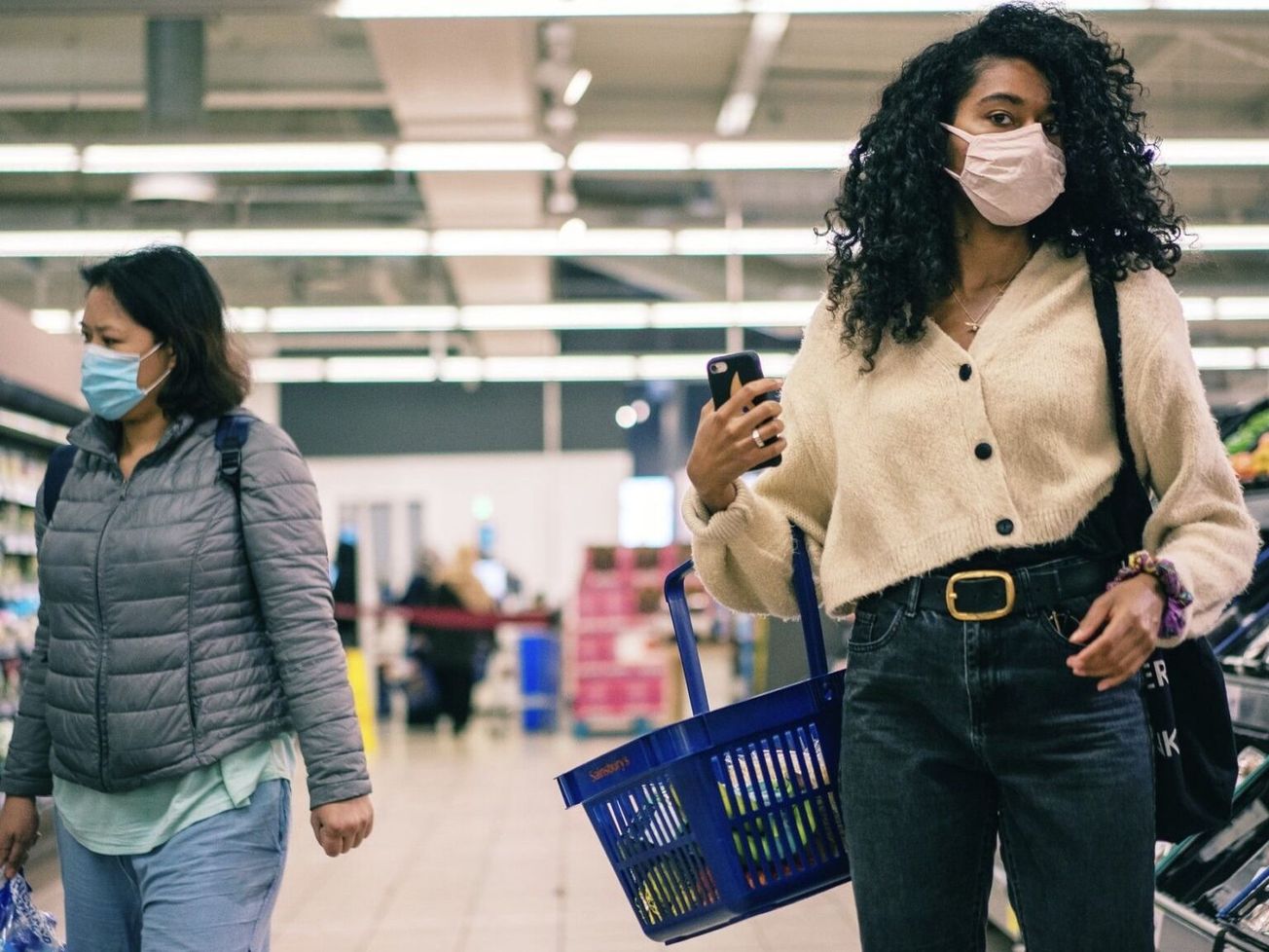 London grocery shoppers wearing face masks