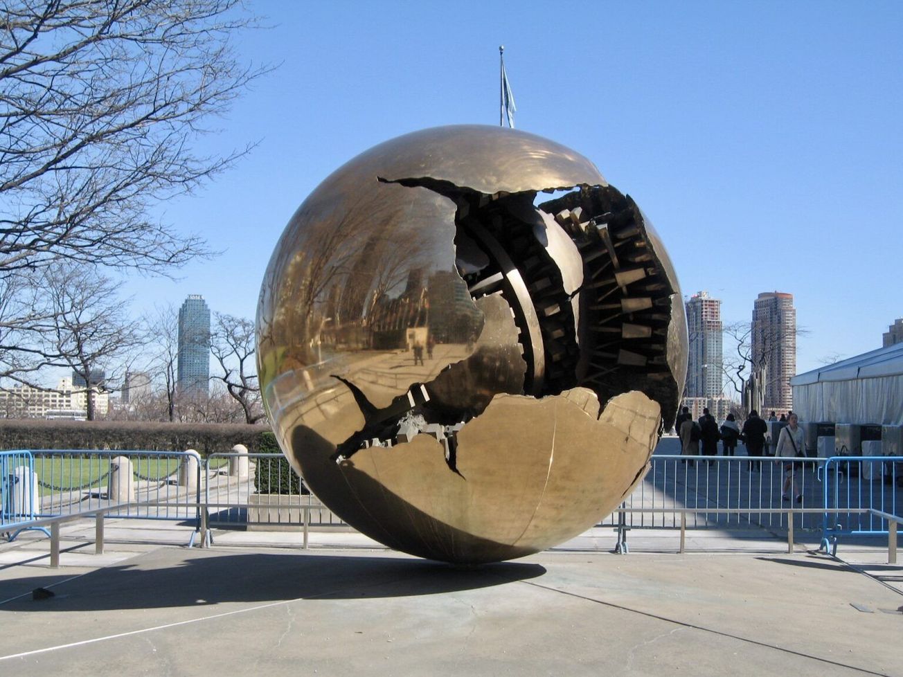 Bronze monumental sculpture “Sphere Within Sphere” at the U.N. headquarters in New York