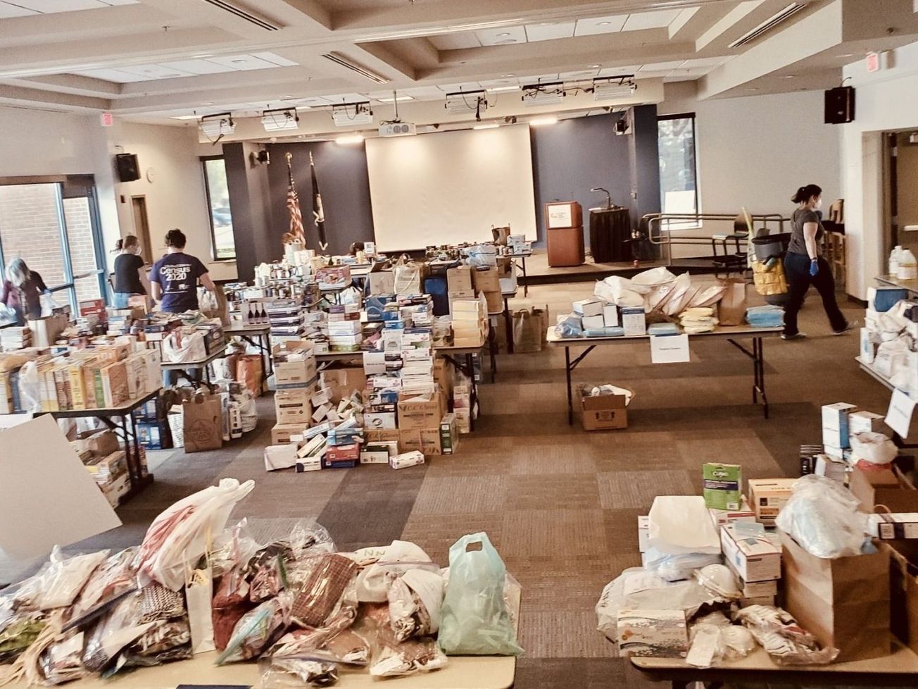 U.S. drive-thru donations to help people cope with COVID-19 in Virginia