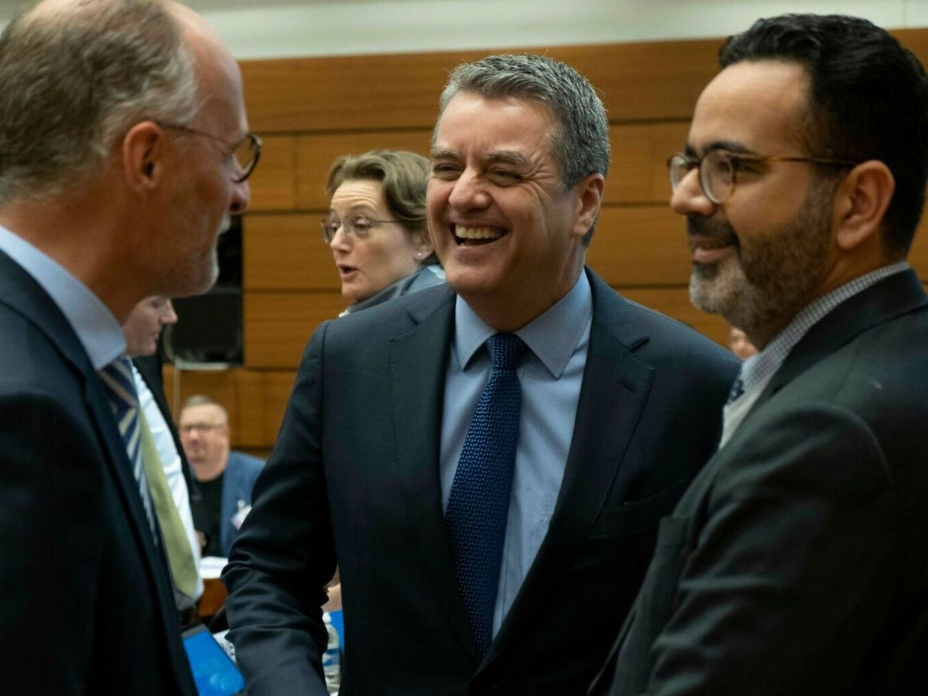 WTO Director-General Roberto Azevêdo, center, at an UNCTAD meeting in Geneva on April 1, 2019