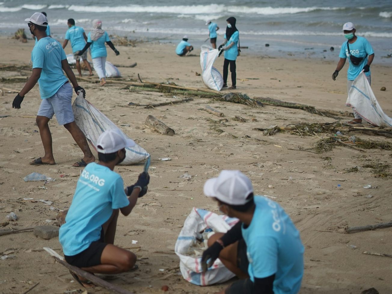 OECD says only 9% of global plastic waste is recycled.