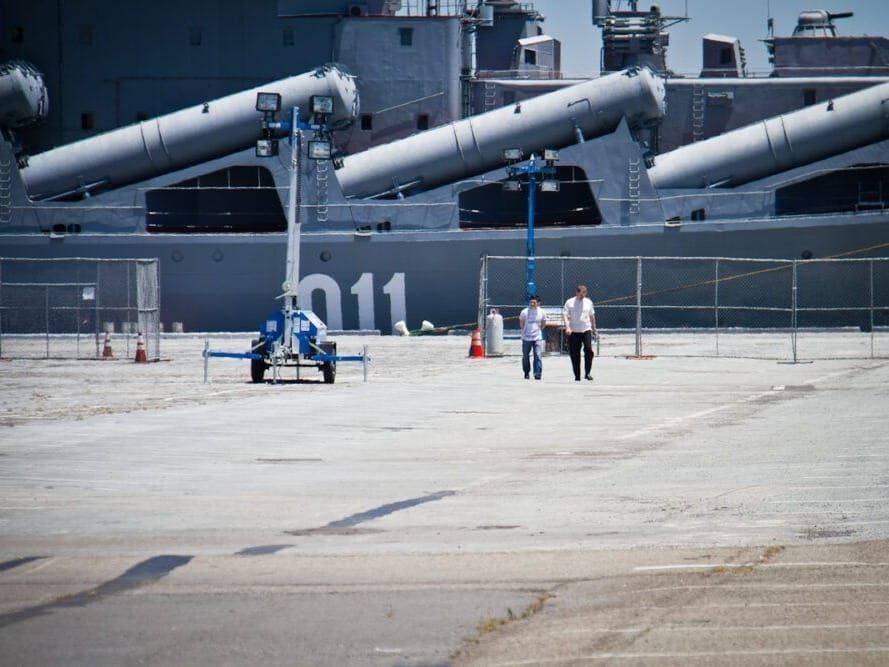 A Russian warship with cruise missiles pays a friendly visit to San Francisco in 2010
