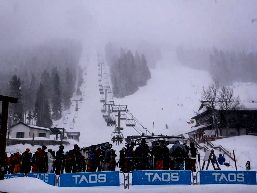 A snowy day in northern New Mexico. Global warming is making the snow wetter and heavier and big dumps less frequent. 
