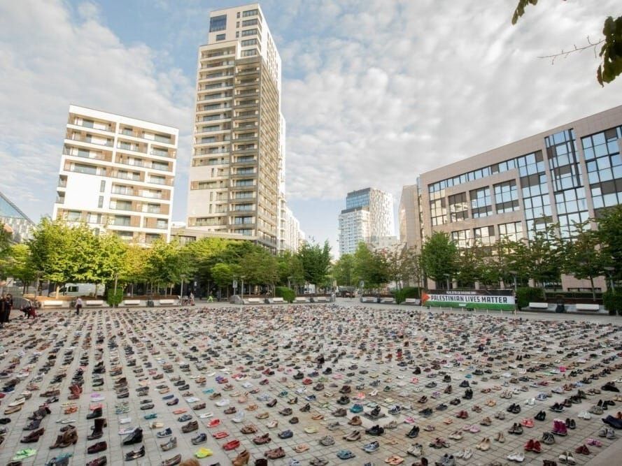 Monument with over 4,500 pairs of shoes for Palestinian lives lost on display in Brussels