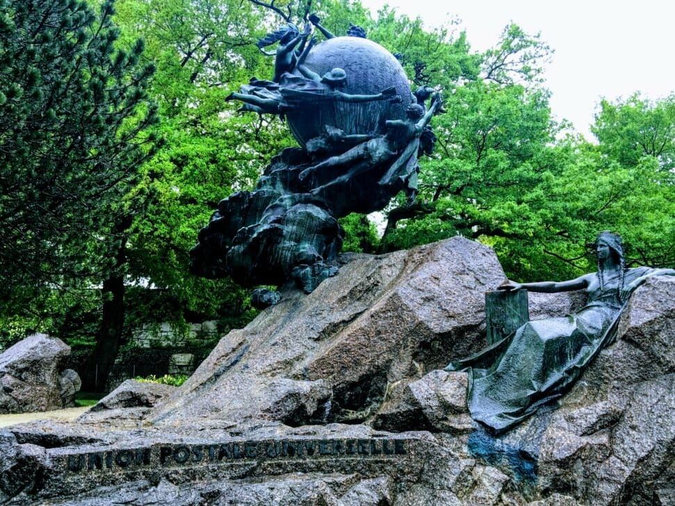 A monument to the UPU in the Swiss capital.