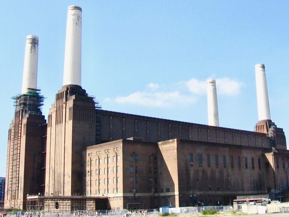 London's defunct coal-fired Battersea Power Station