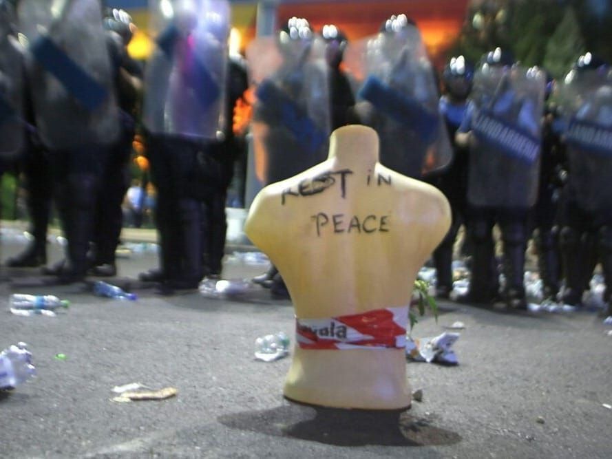 "Rest in peace, democracy!" Bucharest anti-corruption protest